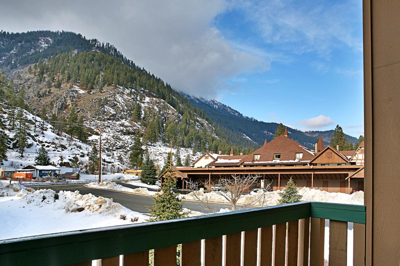 Alpine Village Leavenworth Exterior photo